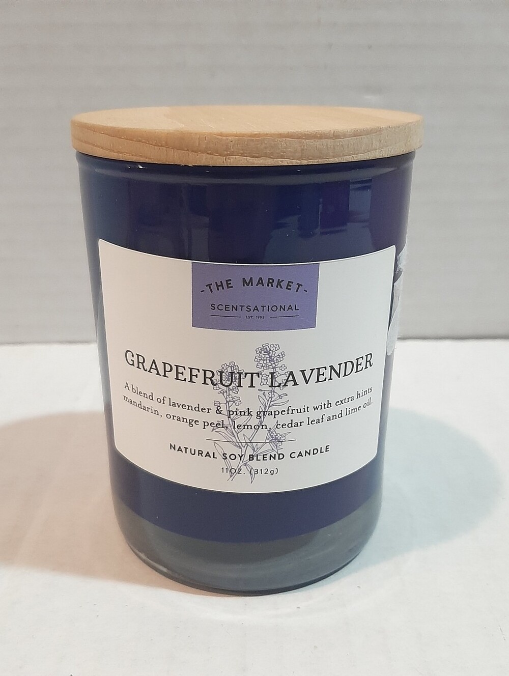 The Market Scentsational Grapefruit Lavender Natural Soy Blend 11oz Candle
